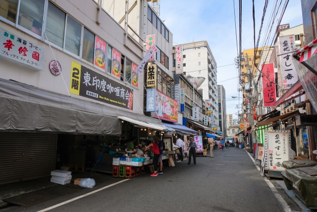 ヒルナンデス 築地場外市場密着24時 玉子焼き教室 食べ歩き スイーツ