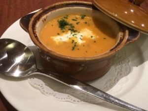 オマール海老のクリームスープ 