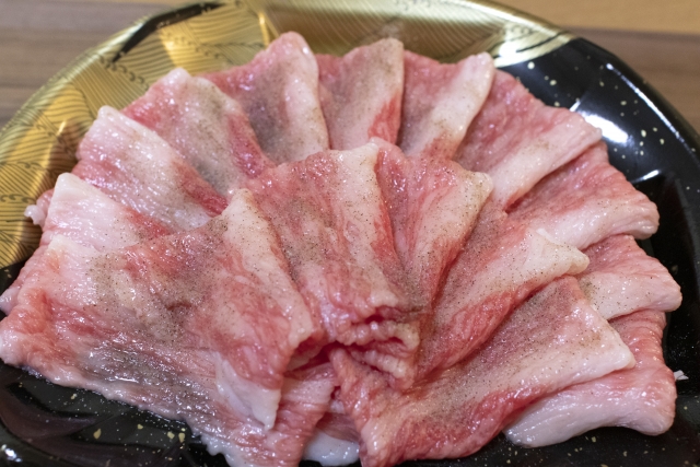 ケンミンショー広島焼肉はコウネが定番 豚耳 豚足も人気