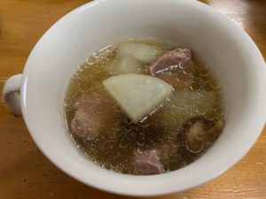 豚バラと野菜のスープ