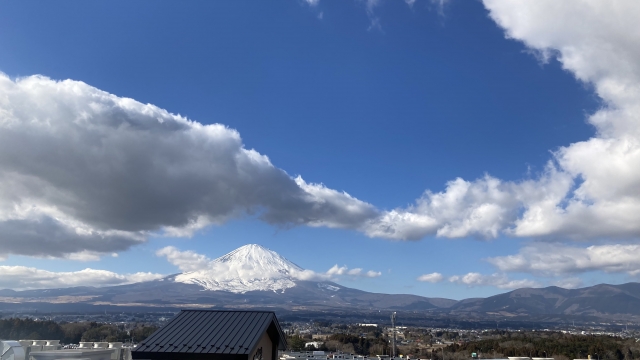 御殿場アウトレットから見る富士山
